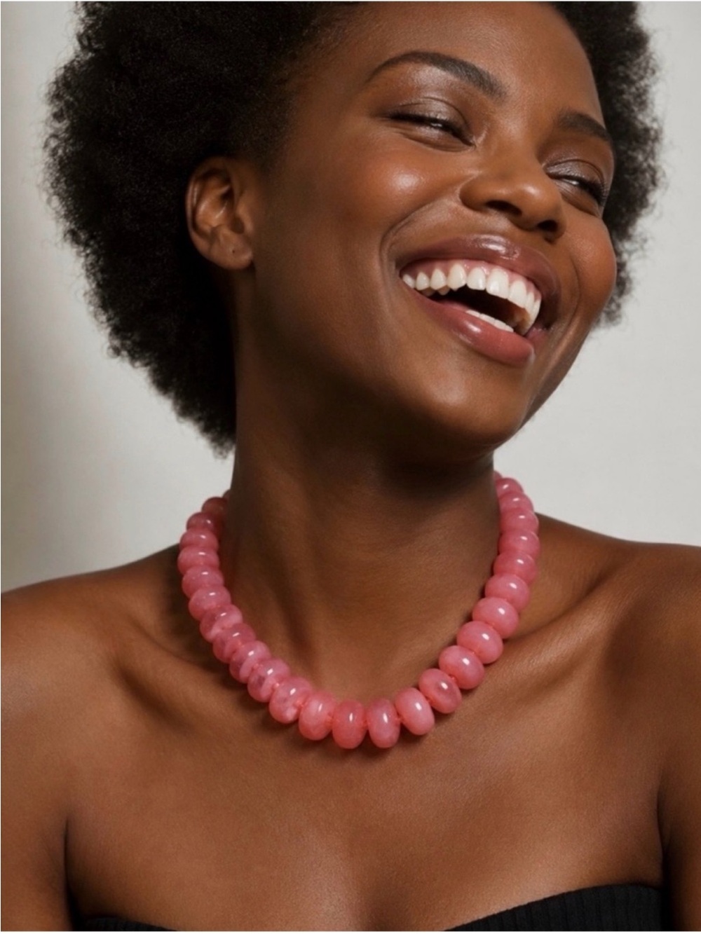 New Faux Strawberry Quartz Pink Rose Resin Chunky Beaded Statement Necklace